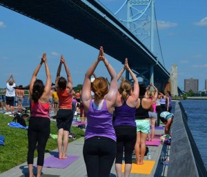 Dockside_Penn's Landing Yoga on the Pier