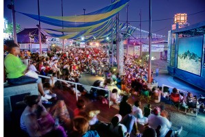 Dockside_screening-under-stars-penns-landing