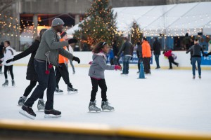 Dockside RiverRink skating