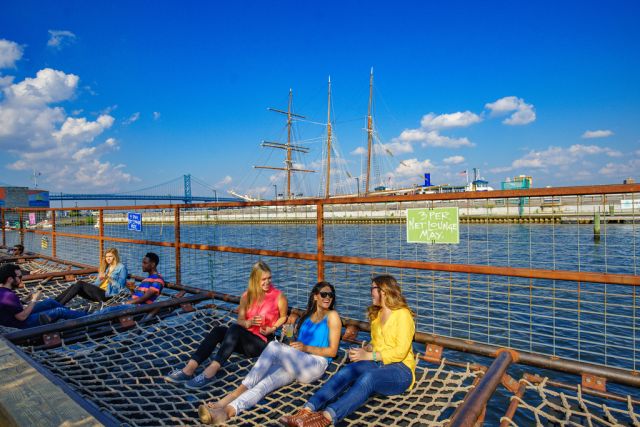 Spruce Street Harbor Park